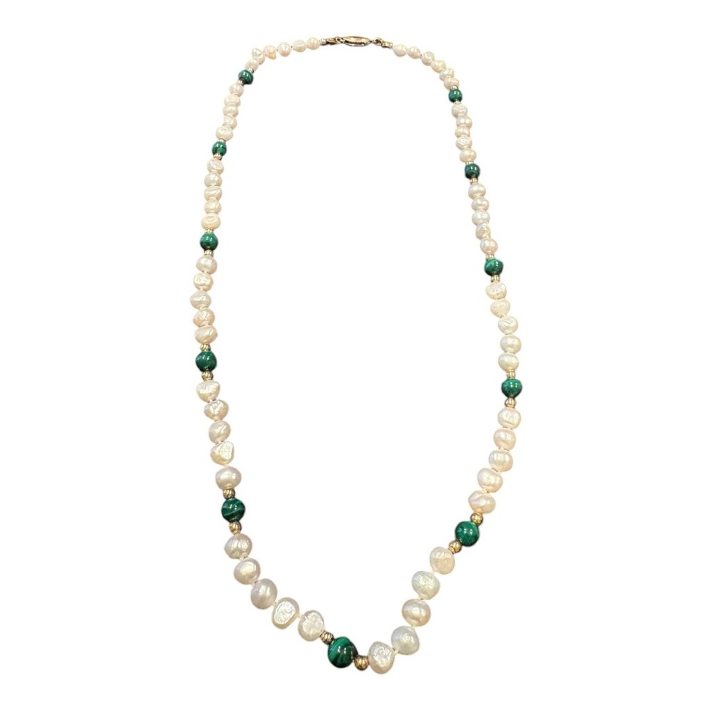 Freshwater Pearl Necklace Green Stone Beads Gold Tone Accents J24